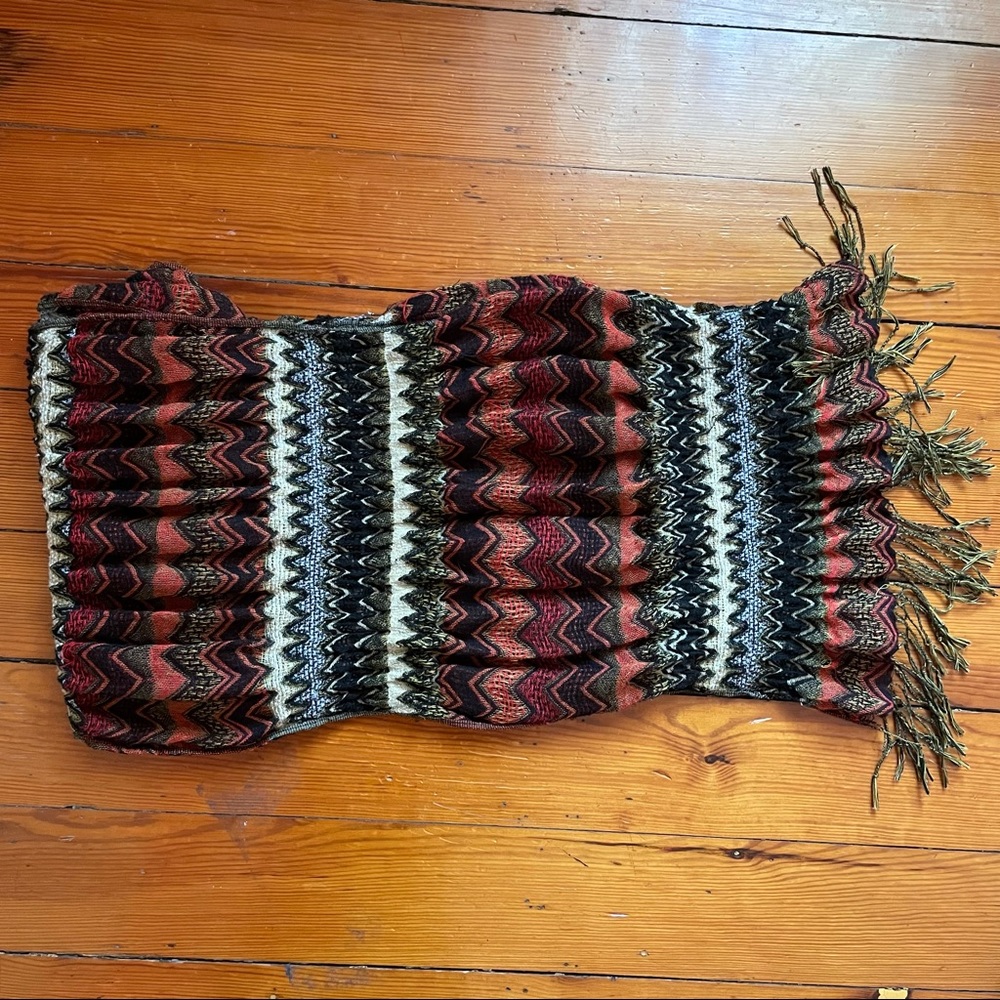 Knit pattern scarf